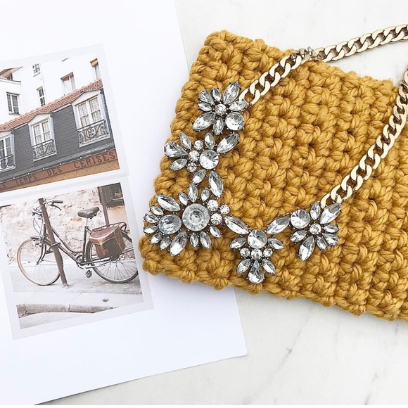 Crystal Statement Necklace - Picture 2 of 4